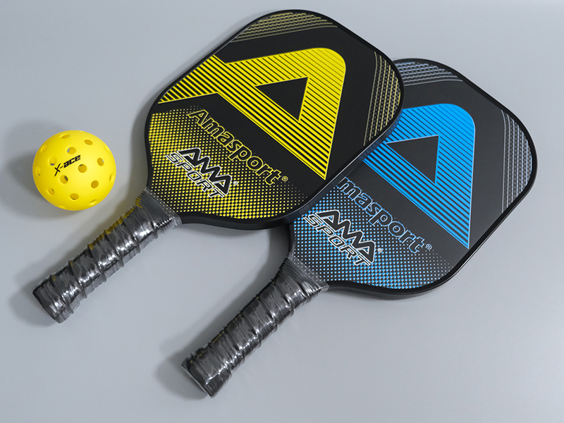 Khám phá những mẫu vợt pickleball hot nhất hiện nay