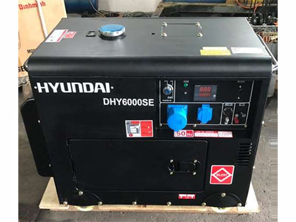Máy phát điện chạy dầu Diesel Hyundai DHY 6000SE (5.0 - 5.5Kw)