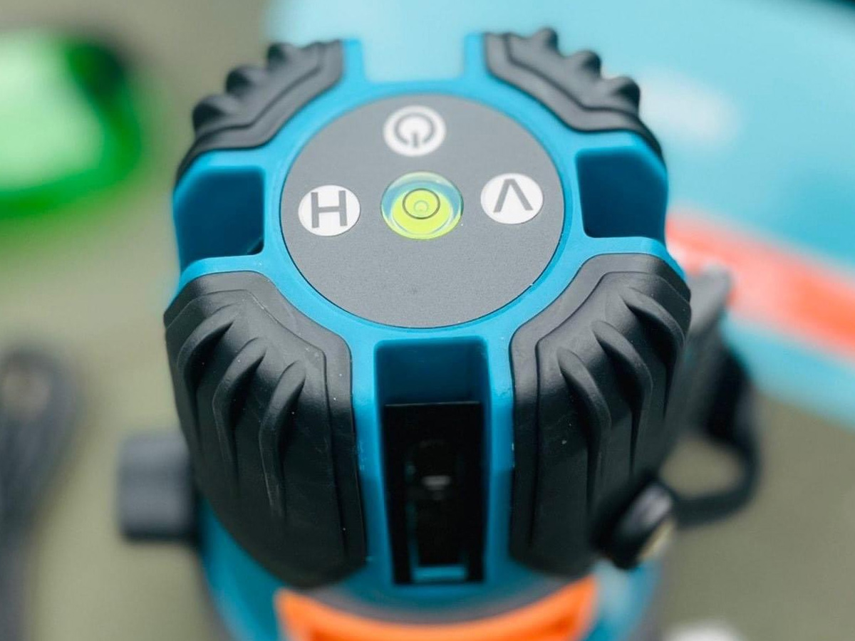 Máy cân mực Laser Classic 5 tia xanh CLA-29GS