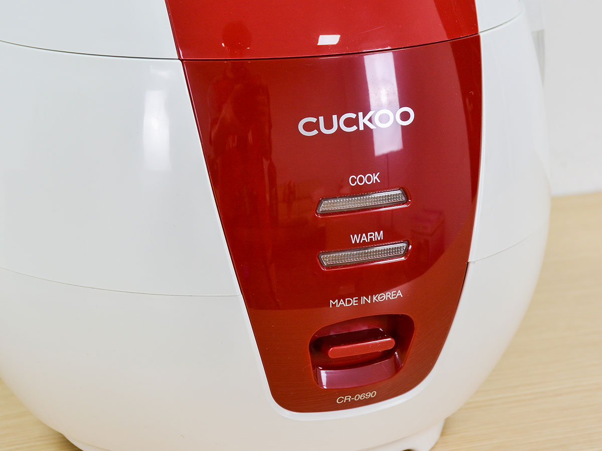 Nồi cơm điện Cuckoo CR-0690/RDVNCV