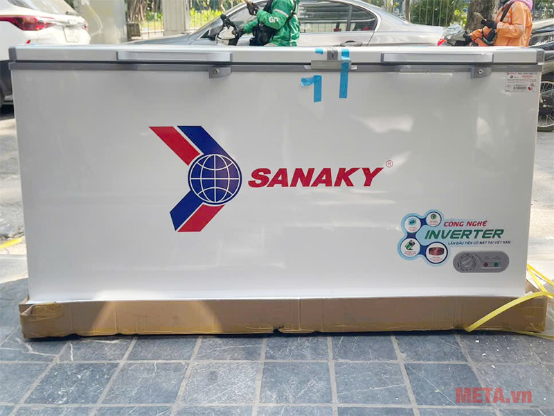 Tủ đông Sanaky 1 ngăn Inverter VH-6699HY3 (530 lít)