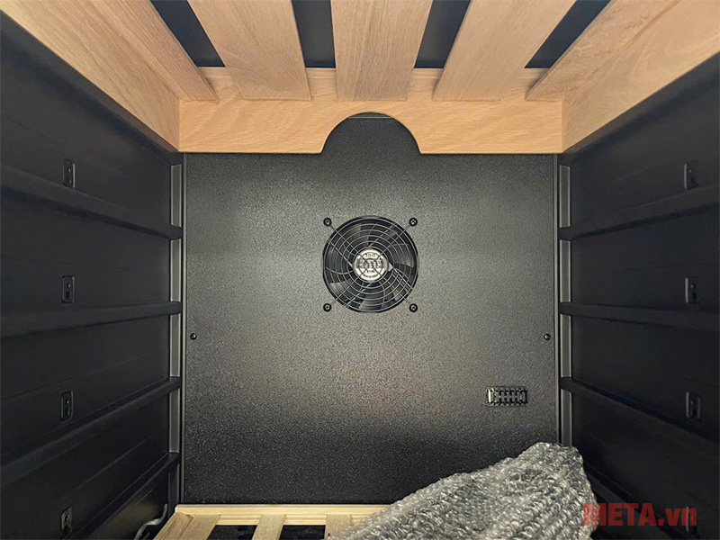 Tủ bảo quản rượu âm tủ Malloca MWC-180BG (154 chai)