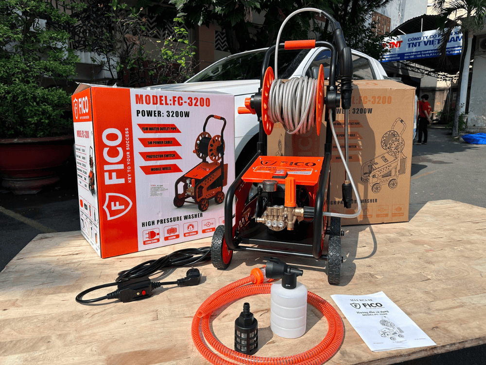 Máy rửa xe Fico FC-3200 3.200W