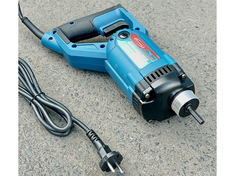 Máy đầm dùi Classic CLA 6205A (không kèm dây đầm)