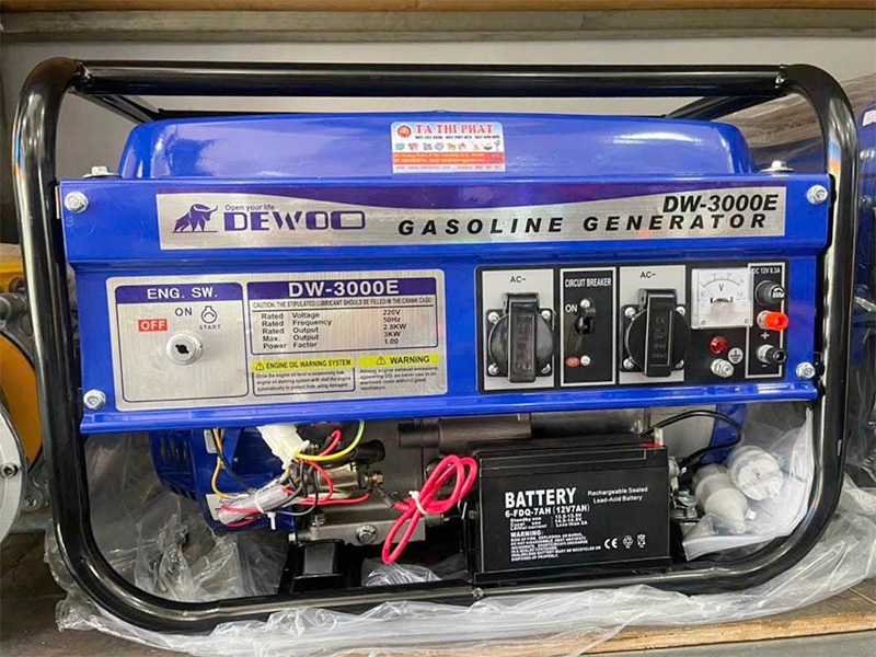 Máy phát điện Dewoo DW-3000E 3KVA đề nổ