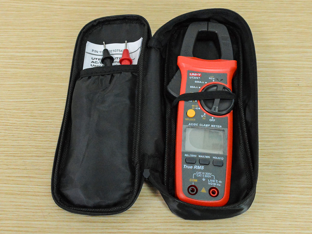 Ampe kìm UNI-T UT204 (AC/DC 600A,True RMS)