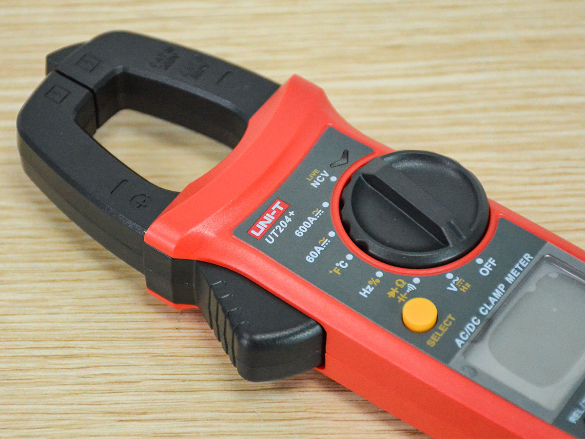 Ampe kìm UNI-T UT204 (AC/DC 600A,True RMS)