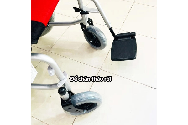 Xe lăn điện Lucass XE-301