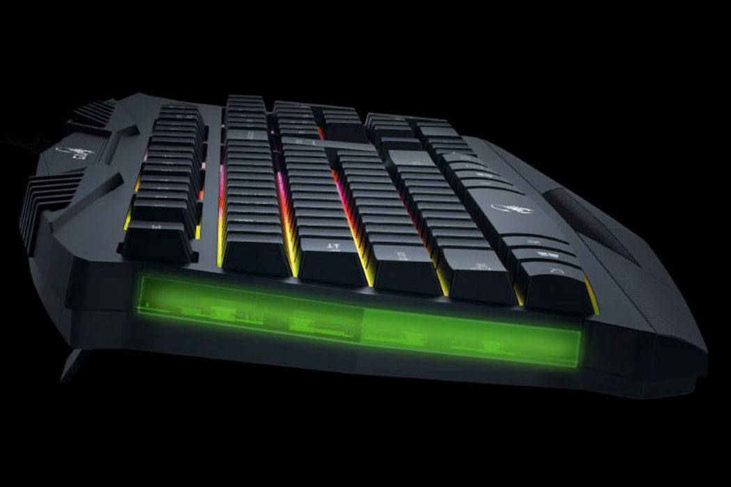 Bàn phím có dây Genius Scorpion K220 (có đèn chiếu sáng 7 màu)