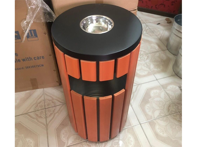 Thùng rác gỗ công cộng ngoài công viên Vietbin A78-C