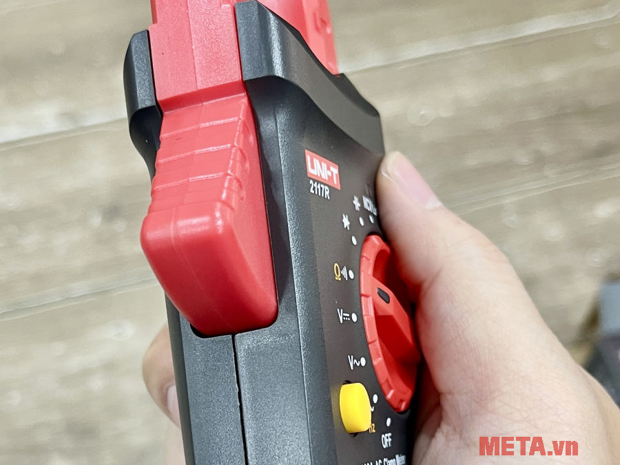 Ampe kìm UNI-T 2117R (True RMS, 1000AAC)