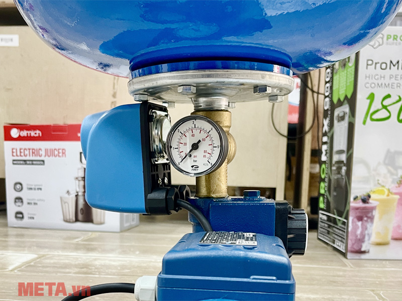 Máy bơm nước tăng áp Pentax PM45(A) bình 24 lít 0,5HP