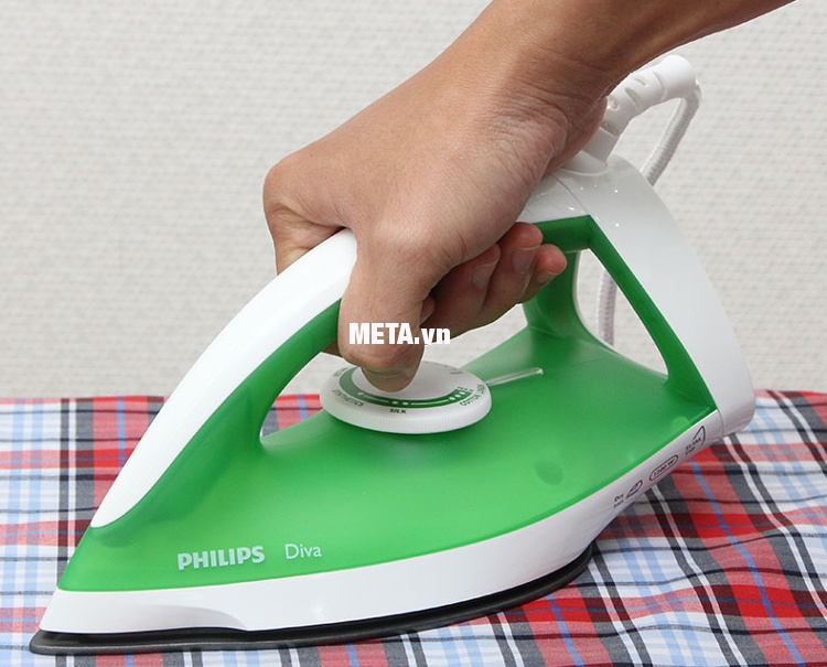 Bàn là khô Philips GC122/79