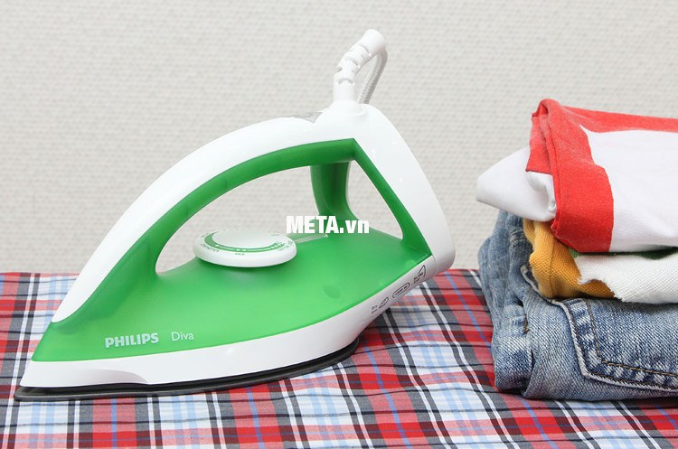 Bàn là khô Philips GC122/79