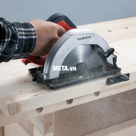 Máy cưa đĩa Maktec MT583