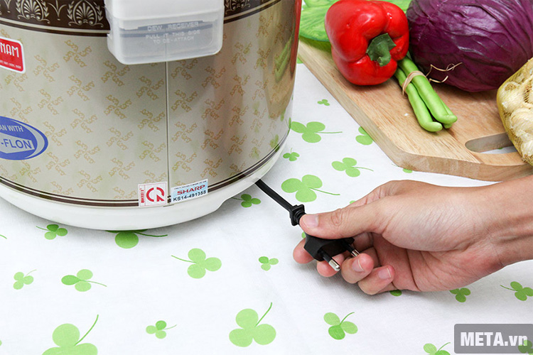 Nồi cơm điện Sharp nắp gài KS-N18ETV 1.8 lít