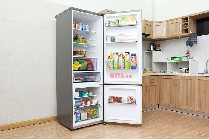 Tủ lạnh 322 lít Panasonic NR-BV368XSVN