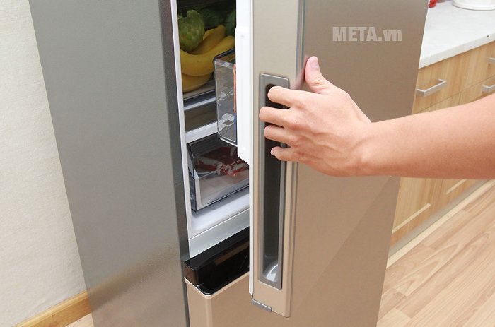 Tủ lạnh 322 lít Panasonic NR-BV368XSVN