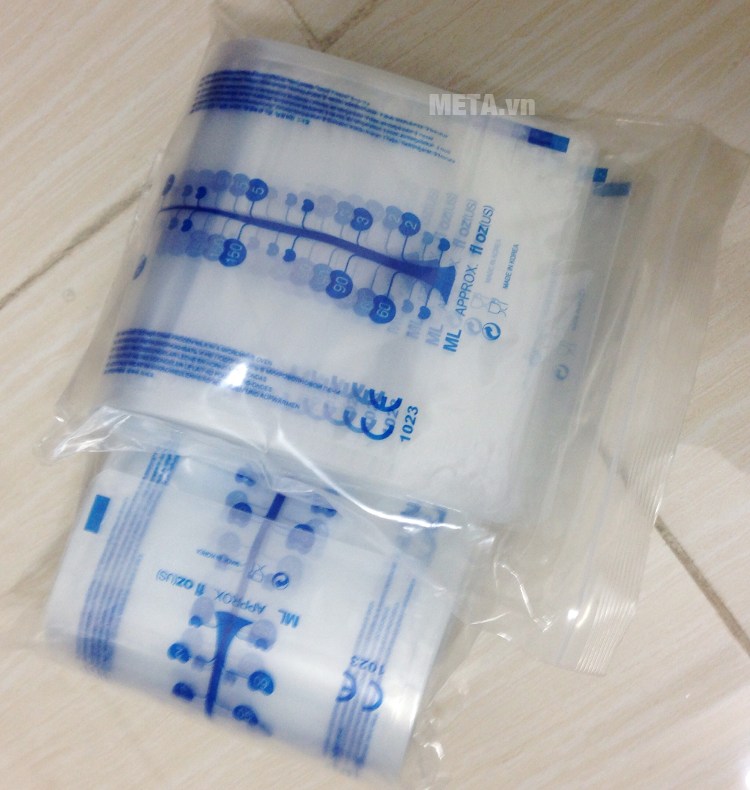 Túi trữ sữa không BPA Unimom UM870183 (60 túi - 210ml)