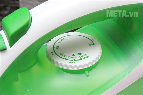 Bàn là hơi nước Panasonic PABU-NI-P250TGRA