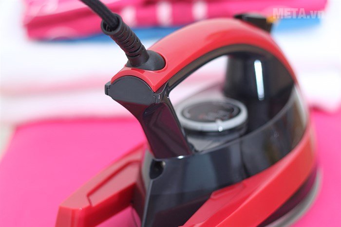 Bàn là hơi nước Panasonic PABU-NI-W410TSRRA