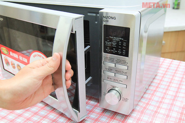 Lò vi sóng có nướng Sharp R-G620VN-ST - 20 lít