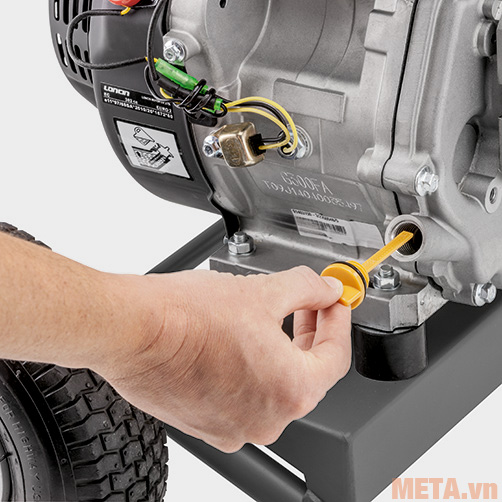 Máy phun áp lực Karcher HD 7/20 G Classic KAP