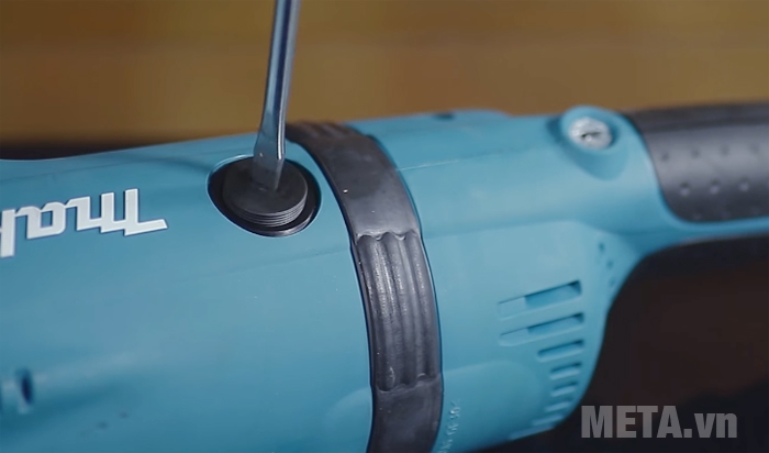 Máy mài góc Makita GA7030 180mm
