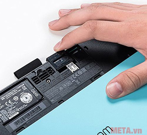 Bảng vẽ máy tính điện tử Wacom Intuos Comic Small CTH-490