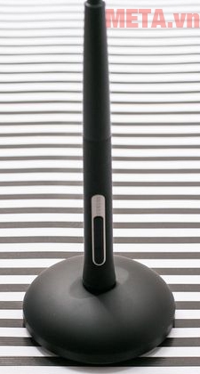 Bảng vẽ máy tính điện tử Wacom Intuo PRO PAPER Medium PTH-660/K1-CX