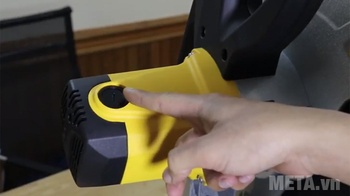 Máy cắt sắt Nikawa NK-BSG2500