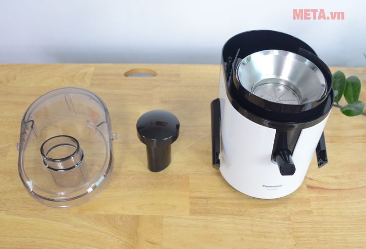 Máy ép trái cây Panasonic MJ-H100WRA