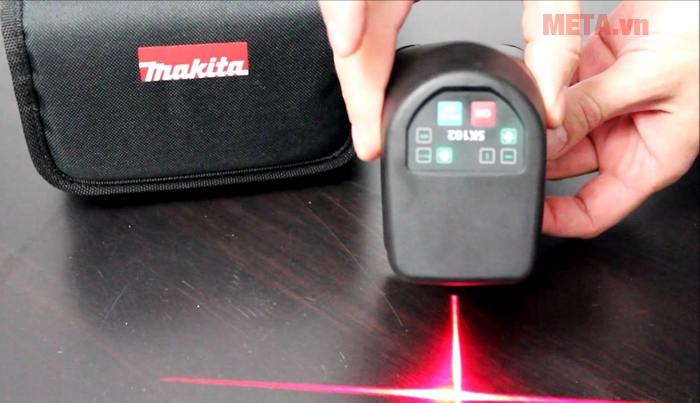 Máy cân mực laser chạy pin Makita SK102Z