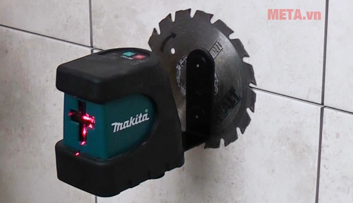 Máy cân mực laser chạy pin Makita SK102Z