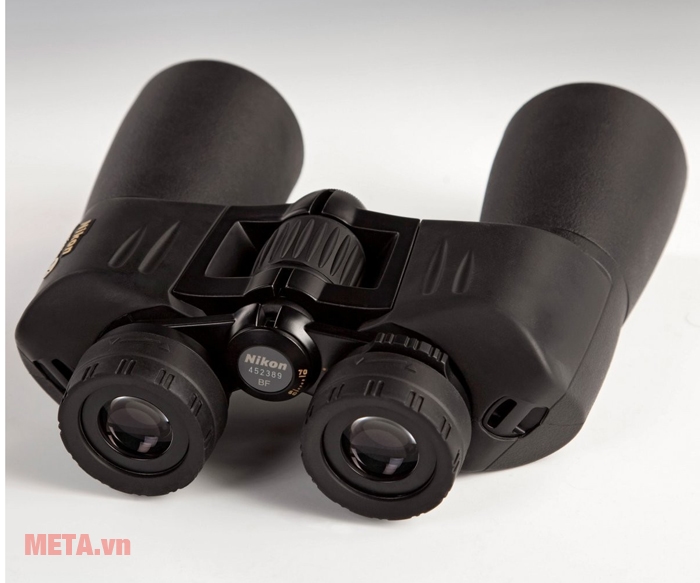 Ống nhòm Nikon Action EX 10x50 CF