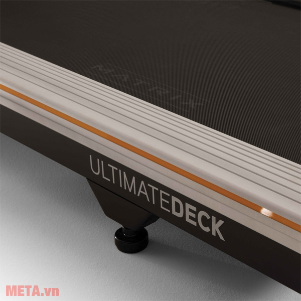 Máy chạy bộ Matrix TF30 XIR