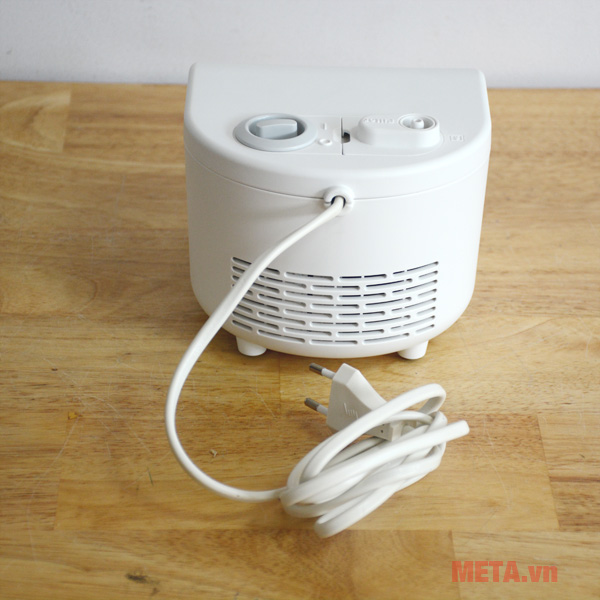 Máy xông mũi họng Omron NE-C101