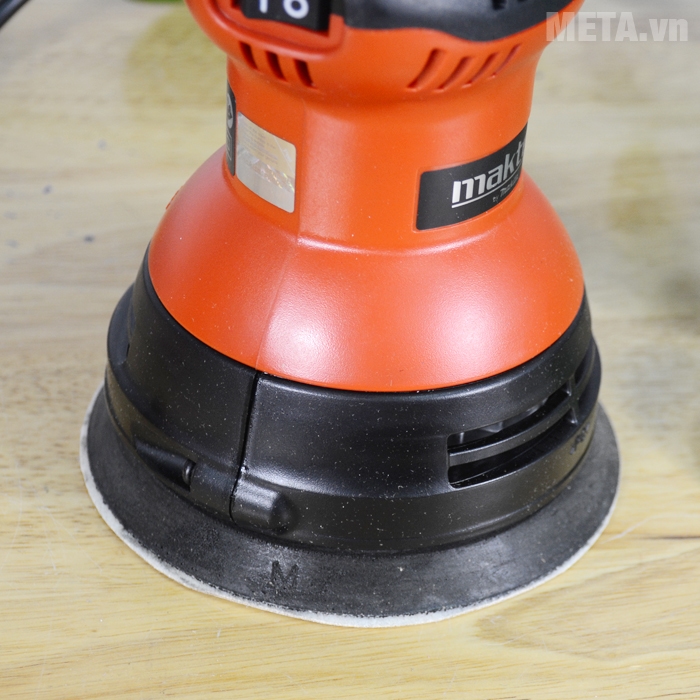 Máy chà nhám quỹ đạo tròn Maktec MT922