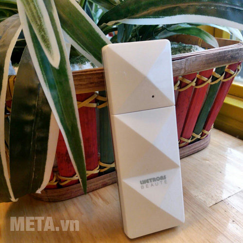 Máy xịt dưỡng ẩm công nghệ Nano Lifetrons NS-100