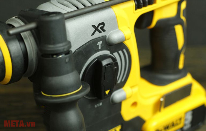 Máy khoan động lực đục bê tông pin Dewalt DCH273P2-KR