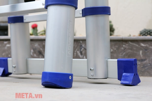 Thang nhôm rút gọn Advindeq ADT709B