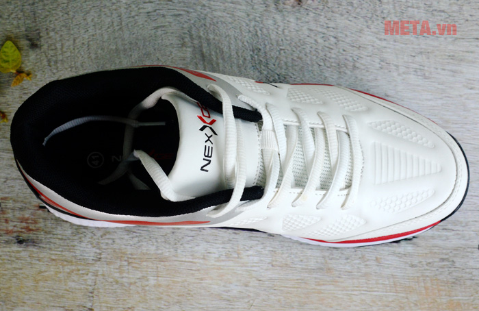 Thiết kế ôm lấy đôi chân bạn