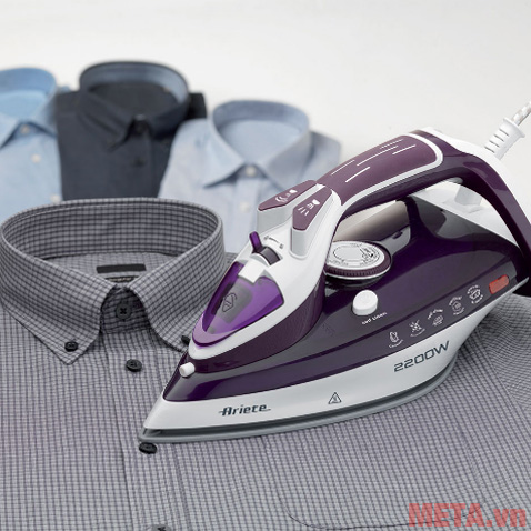 Bàn ủi hơi nước Ariete MOD 6243