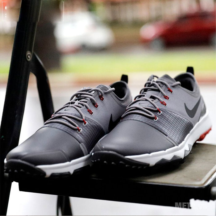 Giày golf nam Nike Ah6960