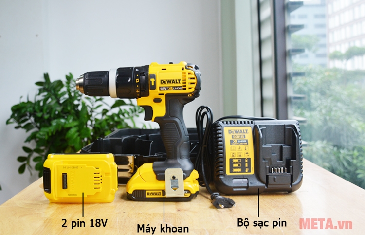 Máy khoan động lực pin DeWalt DCD785D2
