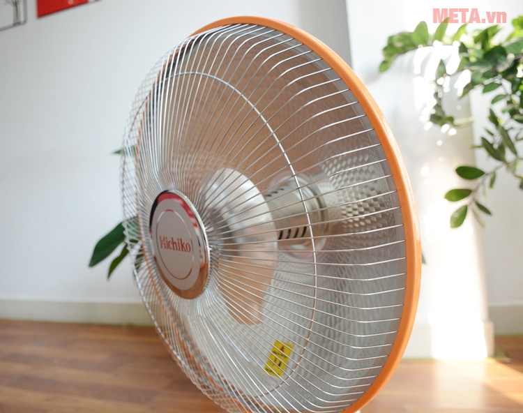 Sưởi điện halogen Hichiko HC-1207A