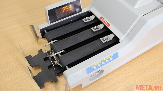 Máy đếm tiền phát hiện tiền siêu giả Silicon MC-8800