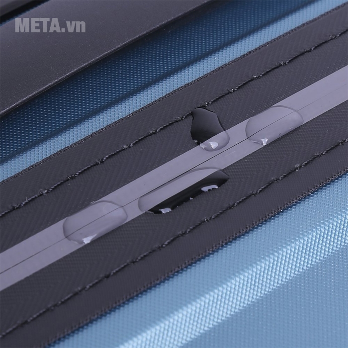 Vali nhựa Sakos khung dây kéo RAZOR Z26