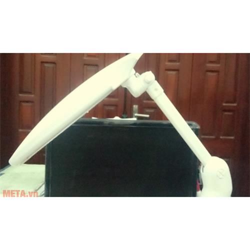 Đèn học Led Hàn Quốc Eyelux ELX-7100