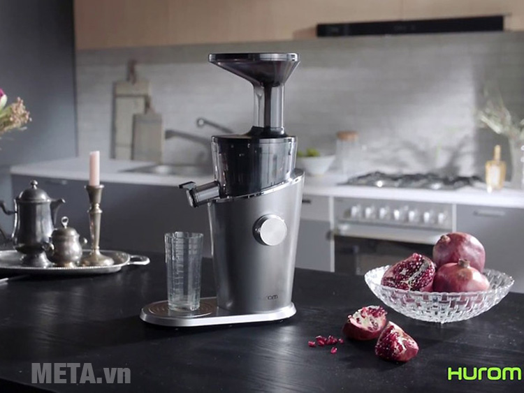 Máy ép trái cây tốc độ chậm Hurom H100-DBE